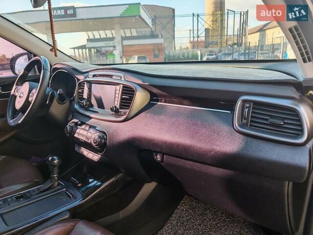 Сірий Кіа Соренто, об'ємом двигуна 2 л та пробігом 224 тис. км за 20500 $, фото 19 на Automoto.ua