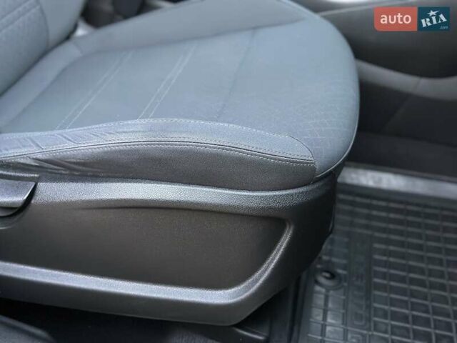 Серый Киа Соренто, объемом двигателя 2.36 л и пробегом 108 тыс. км за 14700 $, фото 41 на Automoto.ua