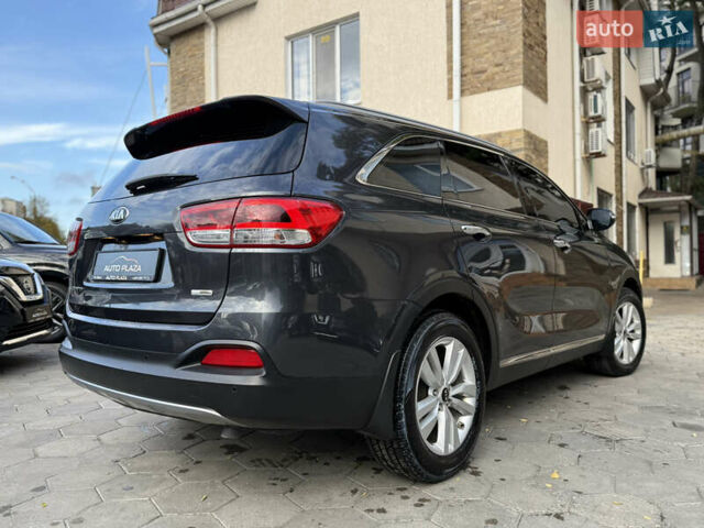 Киа Соренто 2017 в Одессе на Automoto.ua Серый Киа Соренто, объемом двигателя 2 л и пробегом 140 тыс. км за 22500 $, фото 21 на Automoto.ua