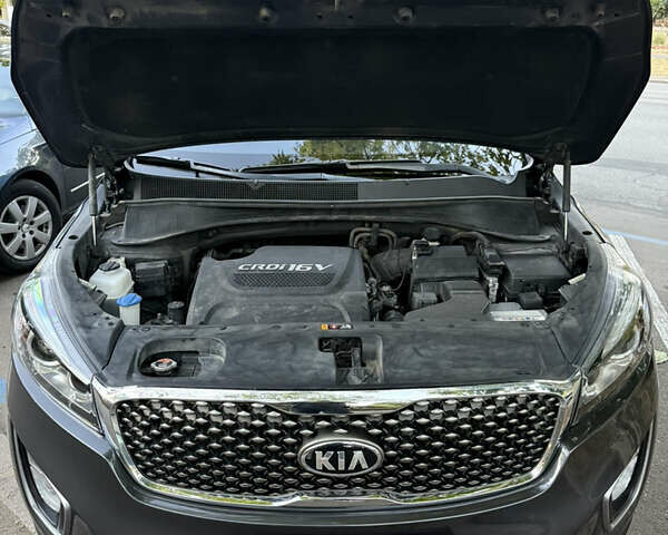 Серый Киа Соренто, объемом двигателя 2 л и пробегом 142 тыс. км за 19300 $, фото 28 на Automoto.ua