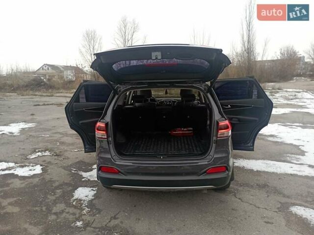 Сірий Кіа Соренто, об'ємом двигуна 2 л та пробігом 153 тис. км за 24000 $, фото 17 на Automoto.ua