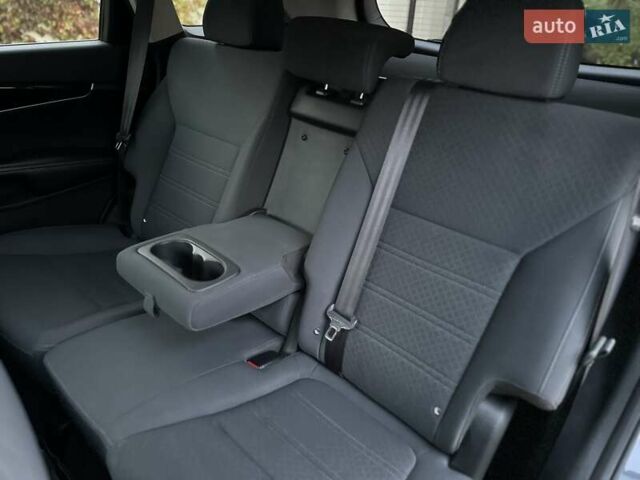 Серый Киа Соренто, объемом двигателя 2.36 л и пробегом 108 тыс. км за 14700 $, фото 45 на Automoto.ua