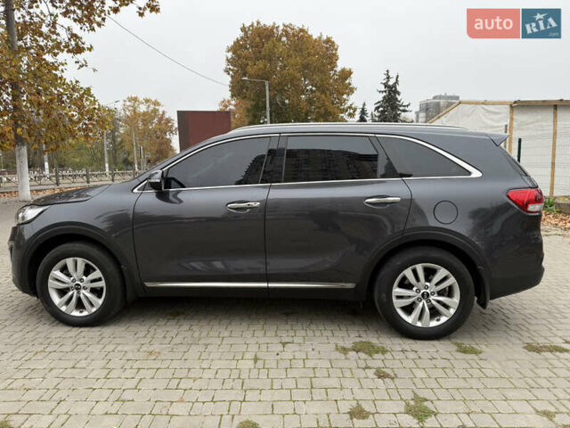 Серый Киа Соренто, объемом двигателя 2 л и пробегом 142 тыс. км за 21100 $, фото 4 на Automoto.ua