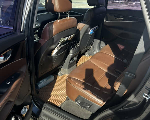 Киа Соренто 2017 в Львове на Automoto.ua Серый Киа Соренто, объемом двигателя 2.2 л и пробегом 255 тыс. км за 26500 $, фото 16 на Automoto.ua