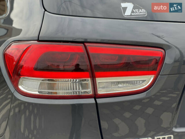 Сірий Кіа Соренто, об'ємом двигуна 2.2 л та пробігом 253 тис. км за 18999 $, фото 43 на Automoto.ua