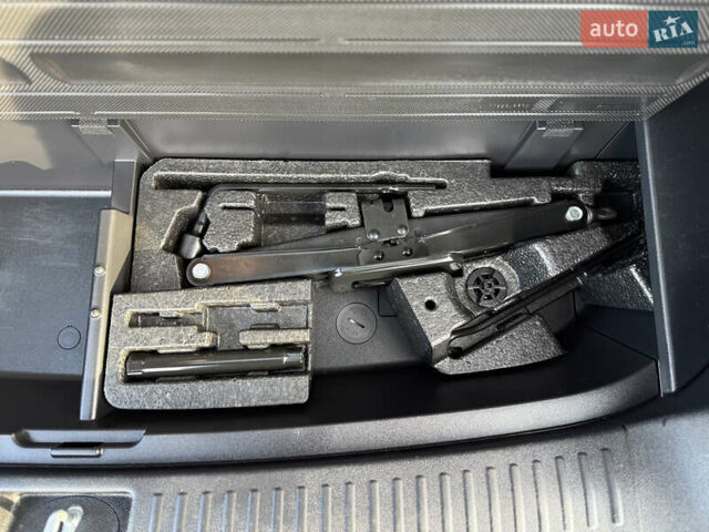 Сірий Кіа Соренто, об'ємом двигуна 0 л та пробігом 205 тис. км за 13400 $, фото 50 на Automoto.ua