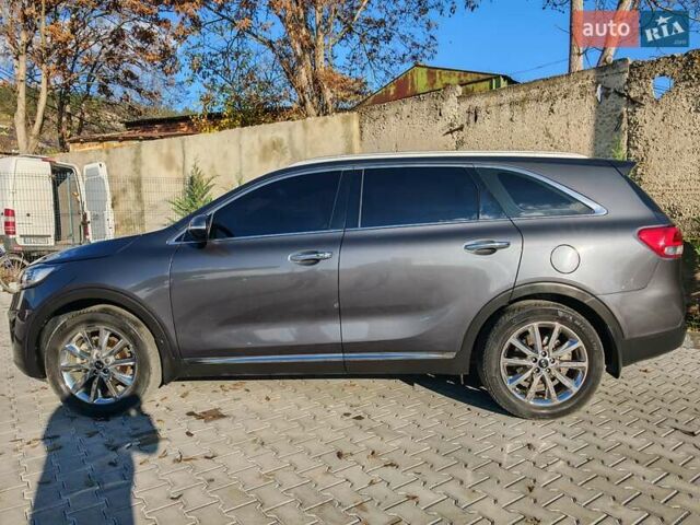 Сірий Кіа Соренто, об'ємом двигуна 2 л та пробігом 224 тис. км за 20500 $, фото 9 на Automoto.ua