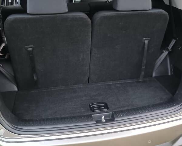 Серый Киа Соренто, объемом двигателя 2.4 л и пробегом 170 тыс. км за 14950 $, фото 18 на Automoto.ua