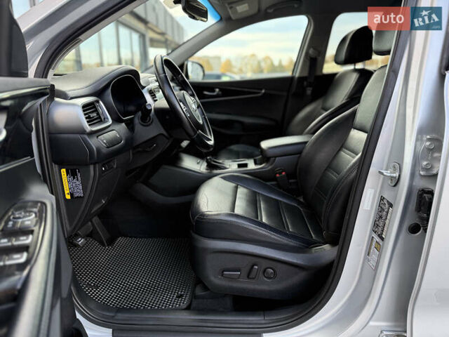 Сірий Кіа Соренто, об'ємом двигуна 0 л та пробігом 205 тис. км за 13400 $, фото 17 на Automoto.ua
