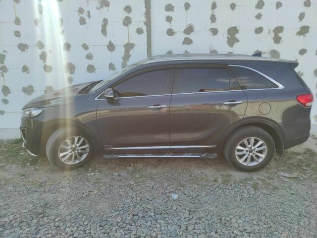 Серый Киа Соренто, объемом двигателя 2.2 л и пробегом 220 тыс. км за 21000 $, фото 1 на Automoto.ua