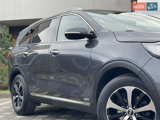 Сірий Кіа Соренто, об'ємом двигуна 2.2 л та пробігом 253 тис. км за 18999 $, фото 18 на Automoto.ua