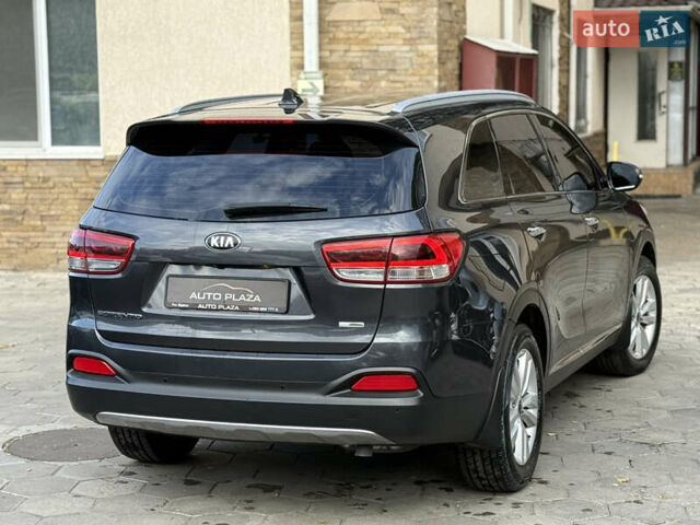 Киа Соренто 2017 в Одессе на Automoto.ua Серый Киа Соренто, объемом двигателя 2 л и пробегом 140 тыс. км за 22500 $, фото 26 на Automoto.ua