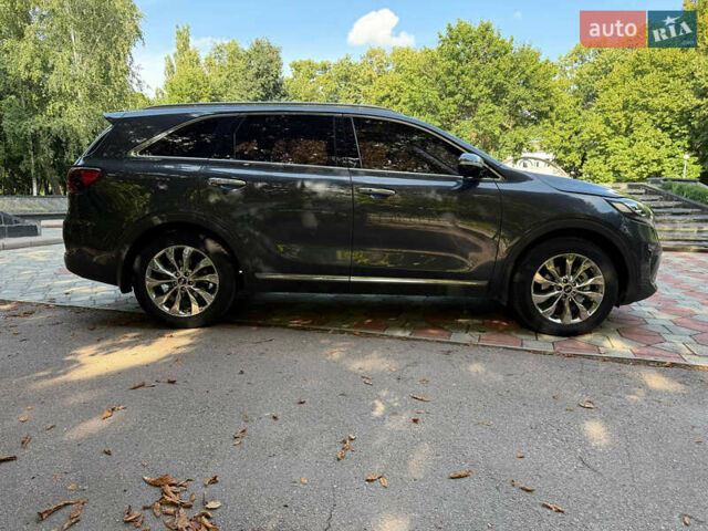 Серый Киа Соренто, объемом двигателя 2 л и пробегом 111 тыс. км за 19000 $, фото 1 на Automoto.ua