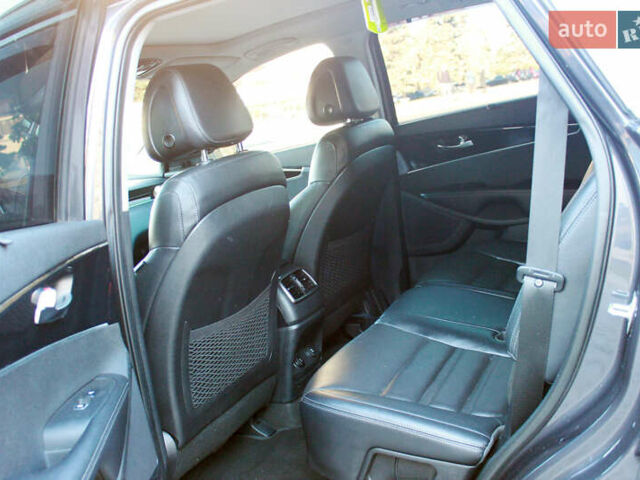 Серый Киа Соренто, объемом двигателя 2.2 л и пробегом 187 тыс. км за 22000 $, фото 26 на Automoto.ua