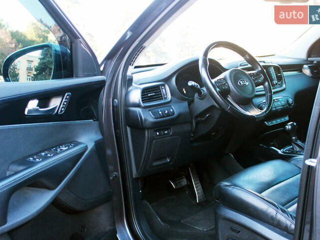 Серый Киа Соренто, объемом двигателя 2.2 л и пробегом 187 тыс. км за 22000 $, фото 22 на Automoto.ua