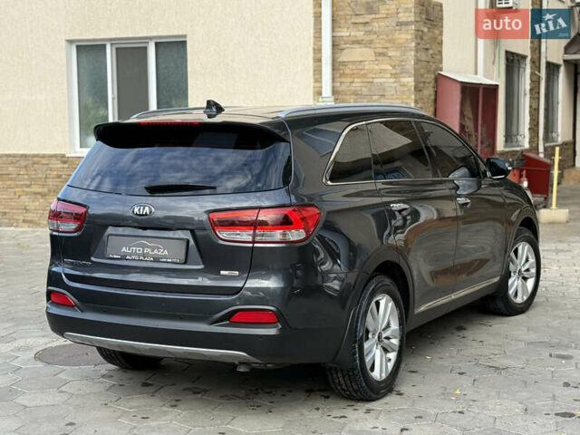 Киа Соренто 2017 в Одессе на Automoto.ua Серый Киа Соренто, объемом двигателя 2 л и пробегом 140 тыс. км за 22500 $, фото 22 на Automoto.ua