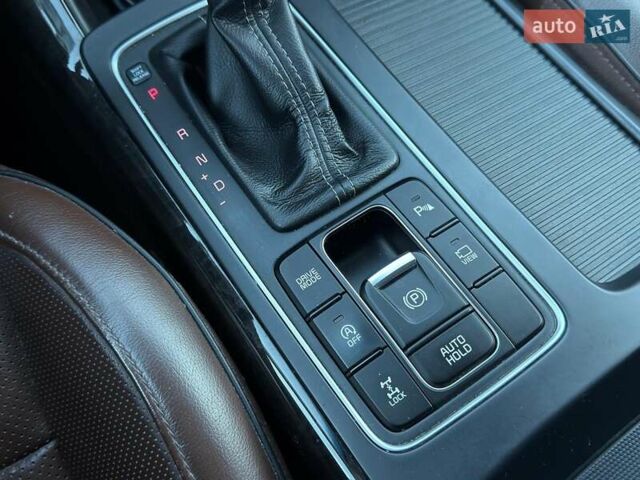 Сірий Кіа Соренто, об'ємом двигуна 2.2 л та пробігом 257 тис. км за 23990 $, фото 22 на Automoto.ua