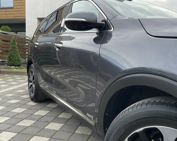 Сірий Кіа Соренто, об'ємом двигуна 2.2 л та пробігом 253 тис. км за 18999 $, фото 19 на Automoto.ua