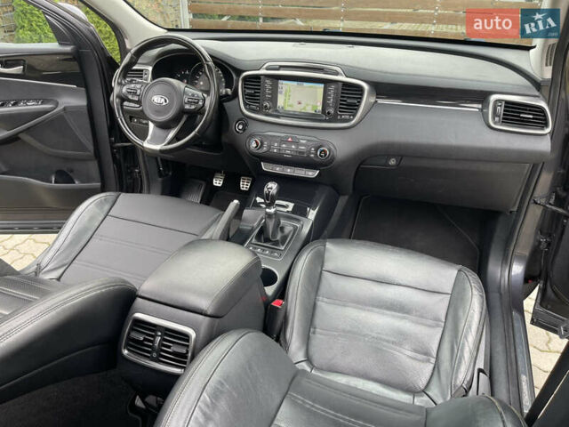 Сірий Кіа Соренто, об'ємом двигуна 2.2 л та пробігом 253 тис. км за 18999 $, фото 160 на Automoto.ua