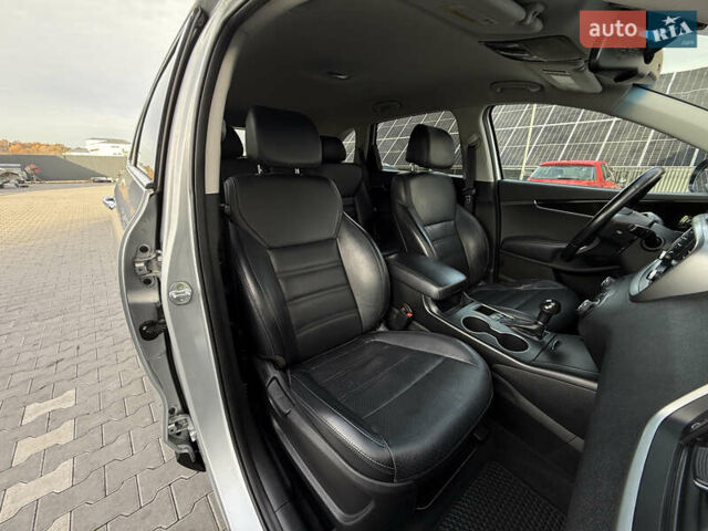 Сірий Кіа Соренто, об'ємом двигуна 0 л та пробігом 205 тис. км за 13400 $, фото 29 на Automoto.ua