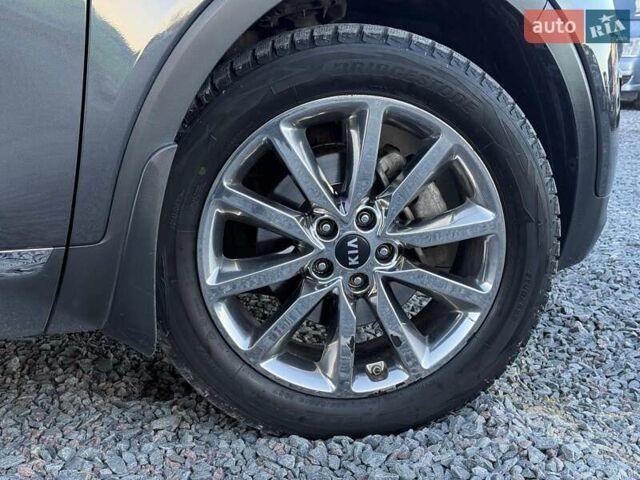 Сірий Кіа Соренто, об'ємом двигуна 2.2 л та пробігом 257 тис. км за 23990 $, фото 13 на Automoto.ua