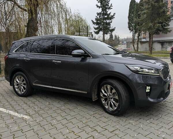 Серый Киа Соренто, объемом двигателя 2.2 л и пробегом 193 тыс. км за 21900 $, фото 1 на Automoto.ua