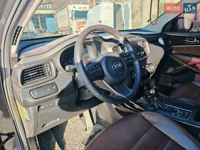 Сірий Кіа Соренто, об'ємом двигуна 2 л та пробігом 224 тис. км за 20500 $, фото 52 на Automoto.ua