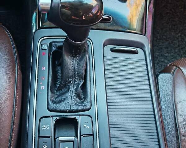 Сірий Кіа Соренто, об'ємом двигуна 2 л та пробігом 224 тис. км за 20500 $, фото 63 на Automoto.ua