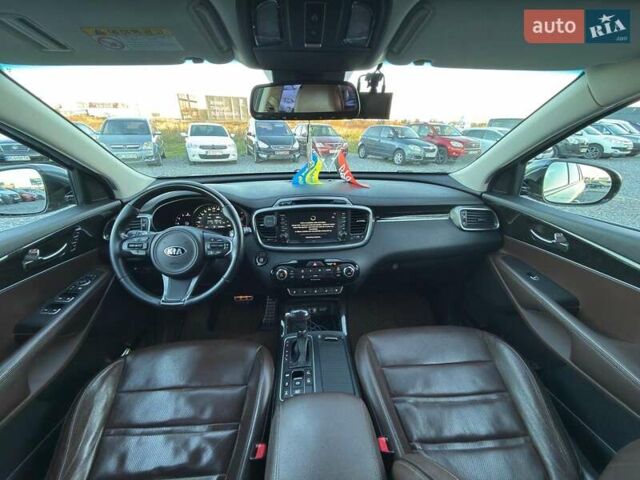 Сірий Кіа Соренто, об'ємом двигуна 2.2 л та пробігом 257 тис. км за 23990 $, фото 28 на Automoto.ua