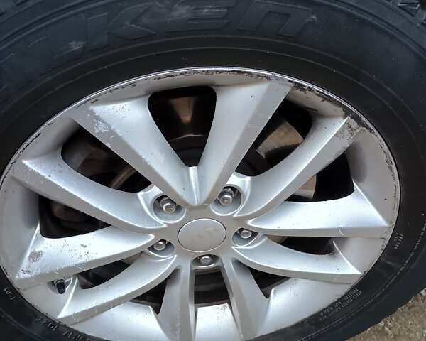 Серый Киа Соренто, объемом двигателя 2.4 л и пробегом 170 тыс. км за 14950 $, фото 26 на Automoto.ua