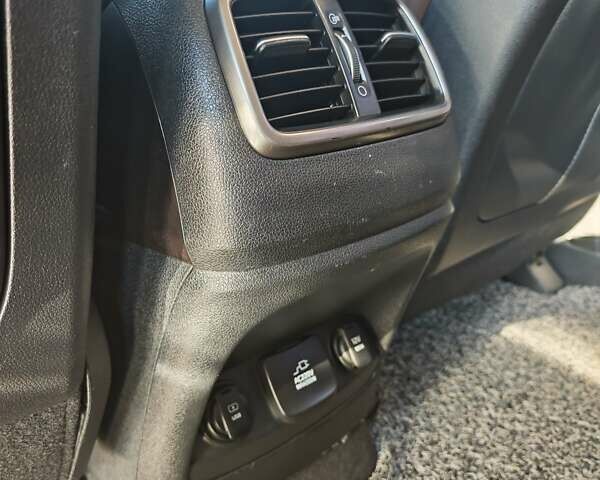 Сірий Кіа Соренто, об'ємом двигуна 2 л та пробігом 224 тис. км за 20500 $, фото 38 на Automoto.ua