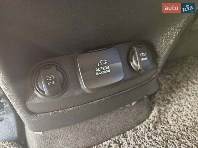 Сірий Кіа Соренто, об'ємом двигуна 2 л та пробігом 224 тис. км за 20500 $, фото 37 на Automoto.ua