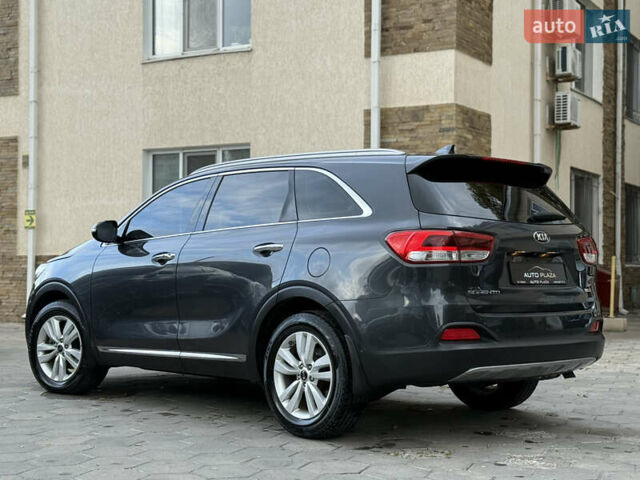 Киа Соренто 2017 в Одессе на Automoto.ua Серый Киа Соренто, объемом двигателя 2 л и пробегом 140 тыс. км за 22500 $, фото 34 на Automoto.ua