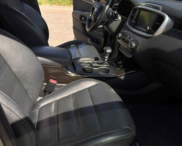 Серый Киа Соренто, объемом двигателя 3.3 л и пробегом 79 тыс. км за 17400 $, фото 41 на Automoto.ua