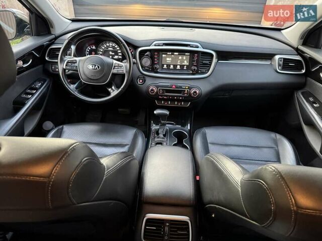Сірий Кіа Соренто, об'ємом двигуна 3.34 л та пробігом 75 тис. км за 21500 $, фото 16 на Automoto.ua