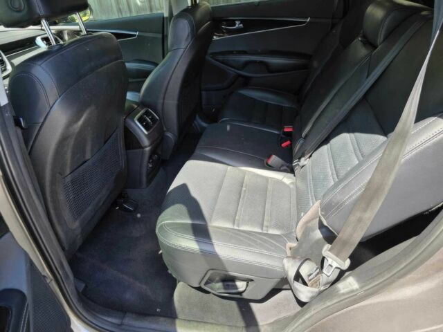 Серый Киа Соренто, объемом двигателя 3.3 л и пробегом 33 тыс. км за 6200 $, фото 12 на Automoto.ua