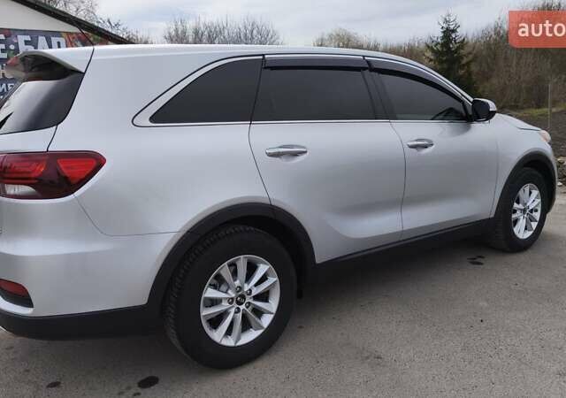 Сірий Кіа Соренто, об'ємом двигуна 3.34 л та пробігом 120 тис. км за 17800 $, фото 14 на Automoto.ua