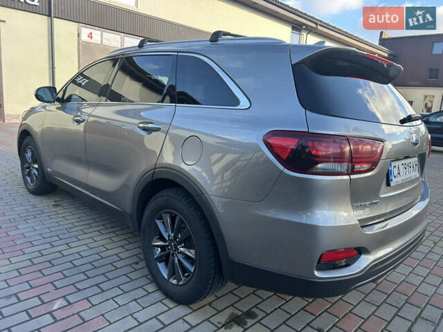 Серый Киа Соренто, объемом двигателя 2.4 л и пробегом 110 тыс. км за 17600 $, фото 5 на Automoto.ua