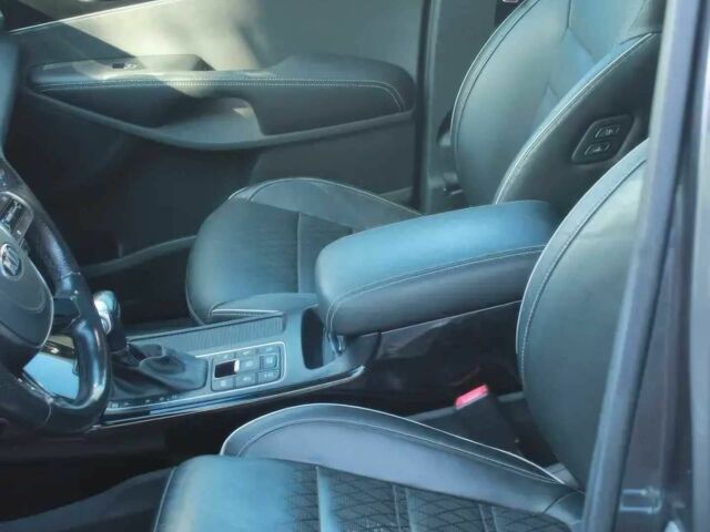 Серый Киа Соренто, объемом двигателя 2.2 л и пробегом 45 тыс. км за 14200 $, фото 5 на Automoto.ua