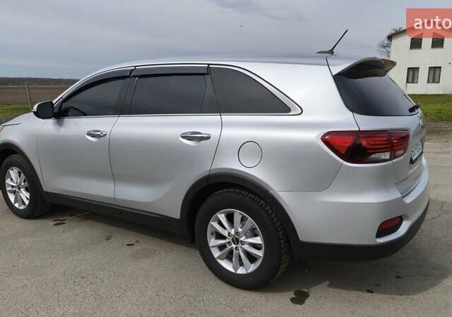 Сірий Кіа Соренто, об'ємом двигуна 3.34 л та пробігом 120 тис. км за 17800 $, фото 24 на Automoto.ua