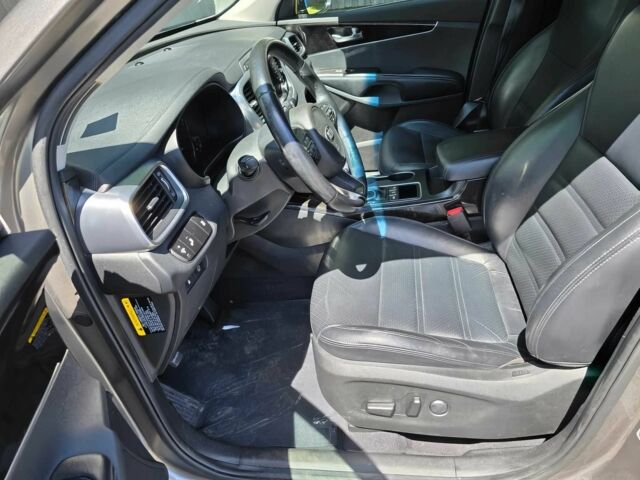 Серый Киа Соренто, объемом двигателя 3.3 л и пробегом 33 тыс. км за 6200 $, фото 9 на Automoto.ua