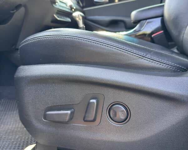 Серый Киа Соренто, объемом двигателя 3.3 л и пробегом 79 тыс. км за 17400 $, фото 52 на Automoto.ua