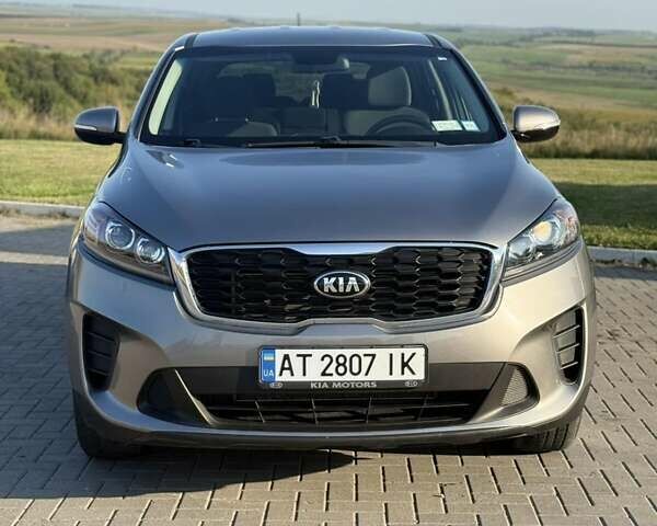 Киа Соренто 2018 в Городенке на Automoto.ua Серый Киа Соренто, объемом двигателя 2.36 л и пробегом 109 тыс. км за 16300 $, фото 6 на Automoto.ua