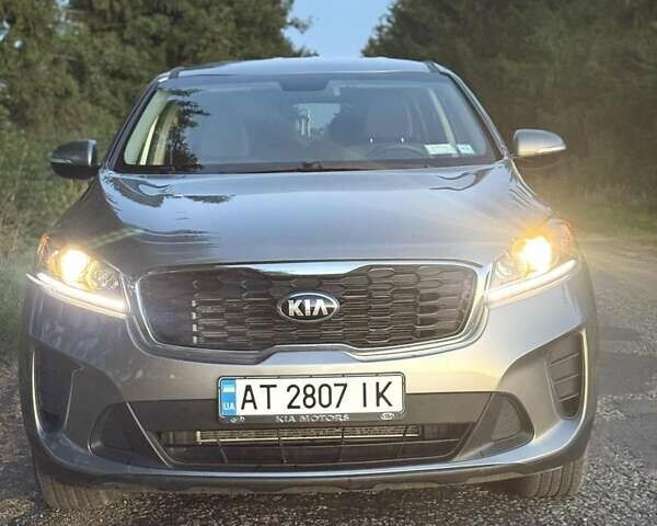 Сірий Кіа Соренто, об'ємом двигуна 2.4 л та пробігом 108 тис. км за 16777 $, фото 14 на Automoto.ua