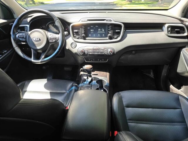 Серый Киа Соренто, объемом двигателя 3.3 л и пробегом 33 тыс. км за 6200 $, фото 10 на Automoto.ua