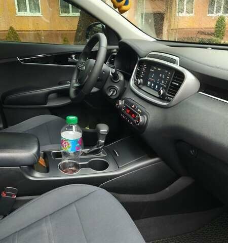 Сірий Кіа Соренто, об'ємом двигуна 3.34 л та пробігом 120 тис. км за 17800 $, фото 79 на Automoto.ua