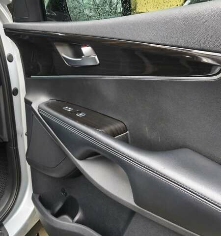 Сірий Кіа Соренто, об'ємом двигуна 3.34 л та пробігом 120 тис. км за 17800 $, фото 84 на Automoto.ua