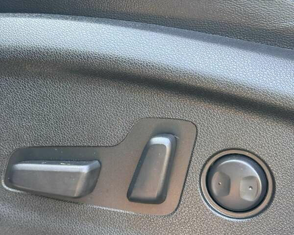 Серый Киа Соренто, объемом двигателя 3.3 л и пробегом 79 тыс. км за 17400 $, фото 51 на Automoto.ua