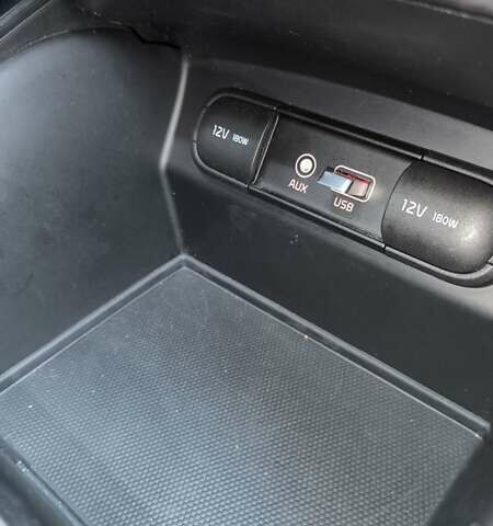 Сірий Кіа Соренто, об'ємом двигуна 3.34 л та пробігом 120 тис. км за 17800 $, фото 77 на Automoto.ua