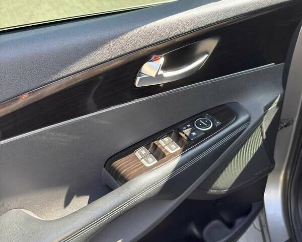 Серый Киа Соренто, объемом двигателя 3.3 л и пробегом 79 тыс. км за 17400 $, фото 26 на Automoto.ua